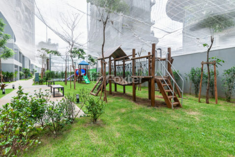 Image 47 - 1041549