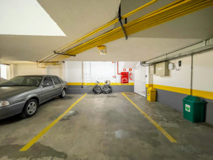 Image 37 - 1041551