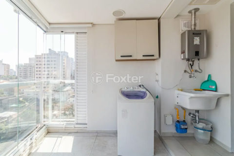 Image 29 - 1041576