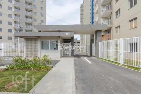Image 3 - 1041745