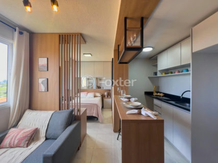 Image 4 - 1041842