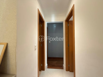 Image 8 - 1041914