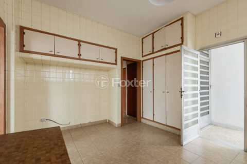 Image 31 - 1041921