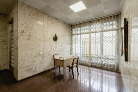 Image 39 - 1041921