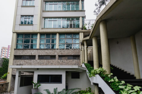 Image 49 - 1041921