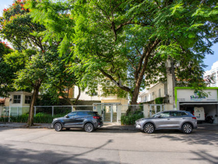 Image 22 - 1041934