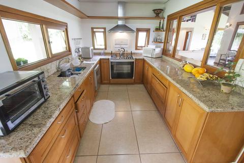 Image 42 - 104713