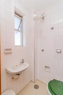 Image 37 - 105630