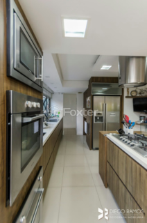 Image 33 - 107073