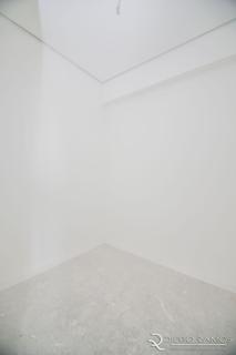 Image 35 - 110530