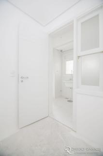 Image 36 - 110530