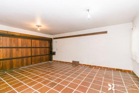 Image 32 - 118017