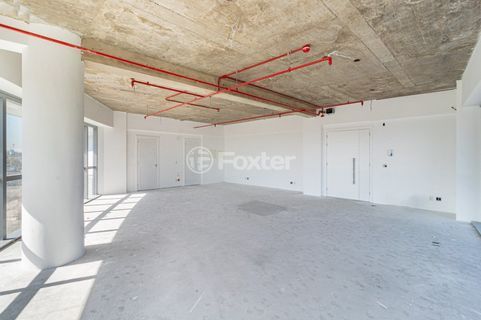 Image 30 - 120900