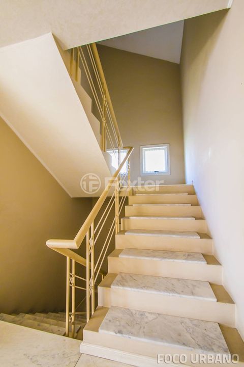 Image 44 - 122805
