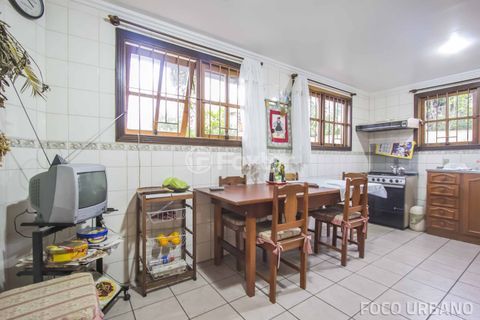 Image 21 - 125007