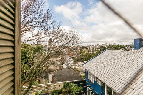 Image 13 - 125240