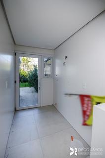 Image 31 - 125609