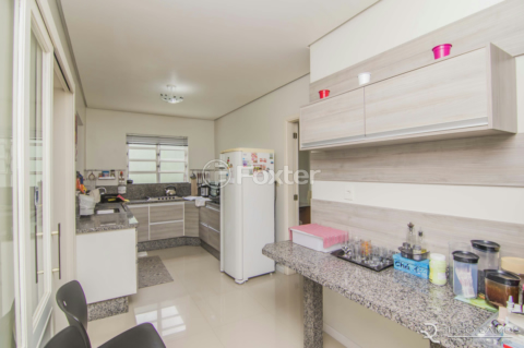 Image 6 - 125741