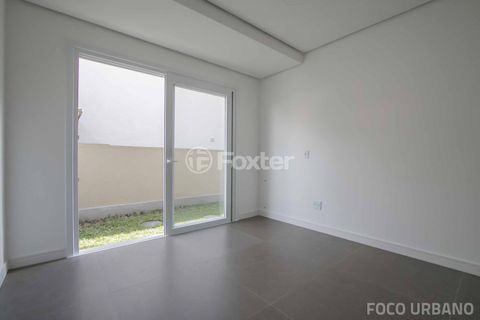 Image 7 - 125800