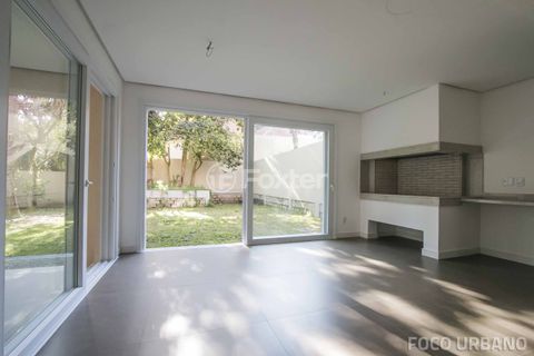 Image 13 - 125800