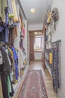 Image 34 - 128836