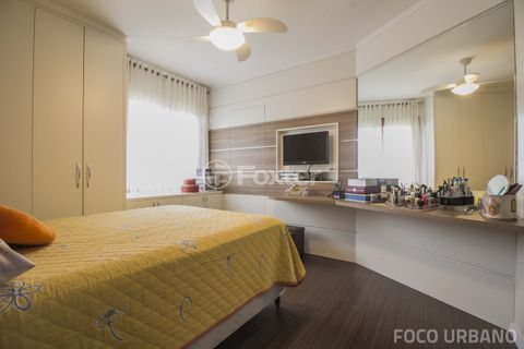 Image 13 - 131716