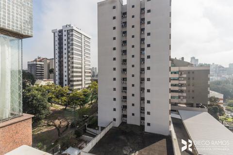 Image 33 - 132032