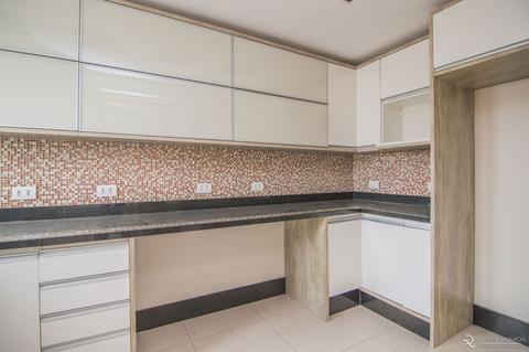 Image 34 - 132883