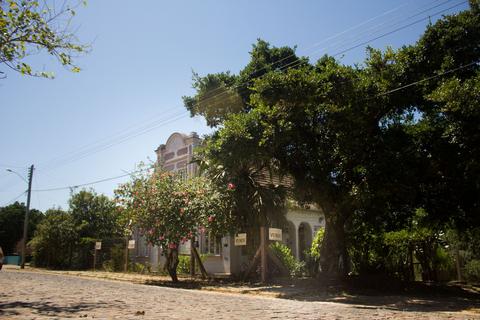 Image 8 - 135945