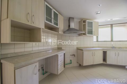 Image 29 - 136522