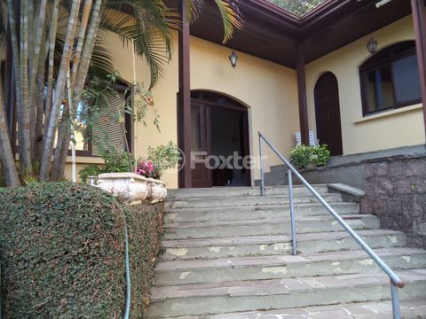 Image 9 - 140627