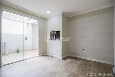 Image 8 - 140811