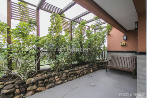 Image 46 - 143658
