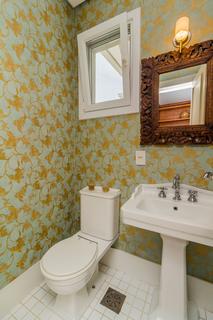 Image 33 - 143847