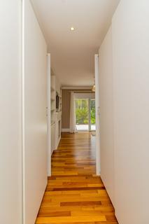 Image 41 - 143847
