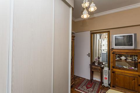 Image 15 - 144703