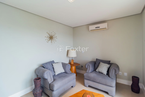 Image 30 - 145242
