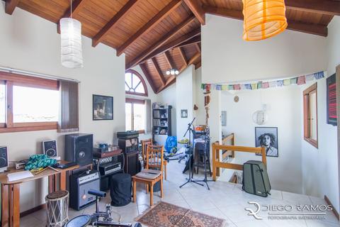 Image 33 - 145928