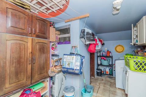 Image 34 - 146290