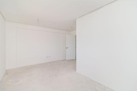 Image 17 - 148001