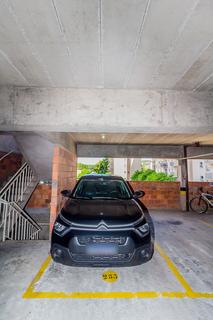 Image 33 - 148437