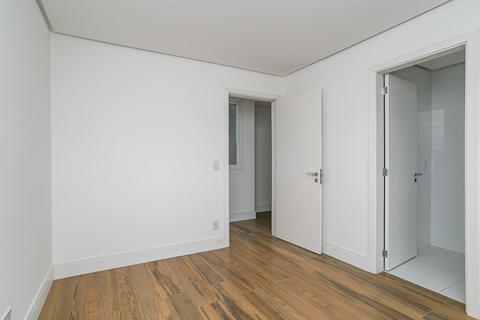 Image 19 - 148453