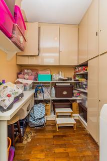 Image 25 - 149445