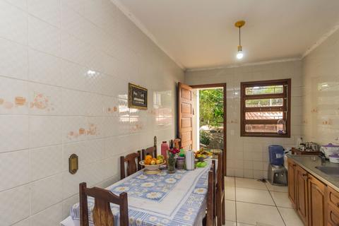 Image 30 - 150043