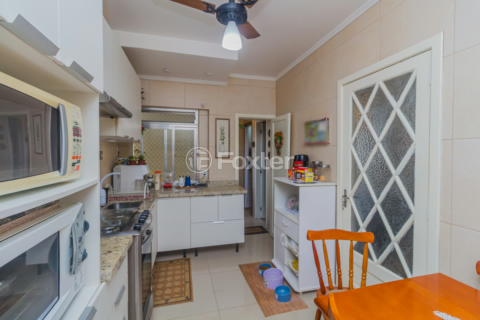Image 35 - 15304