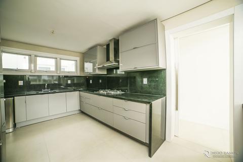 Image 11 - 158321