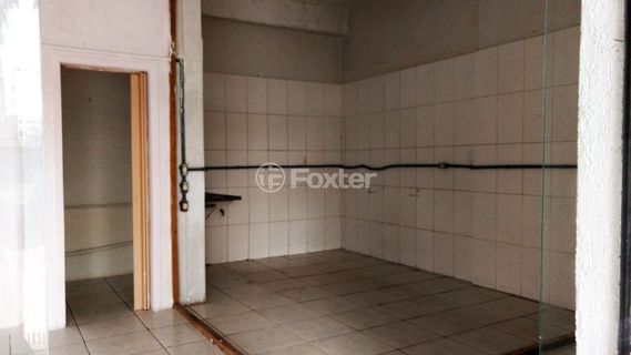 Image 6 - 158823