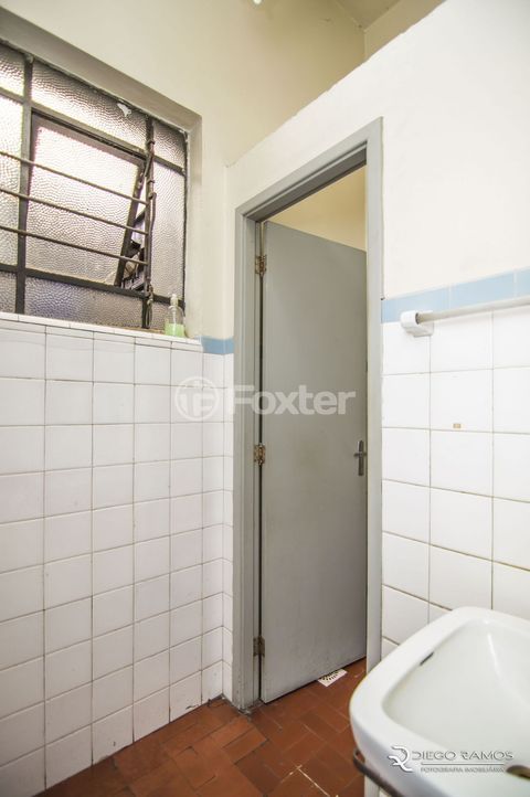 Image 8 - 161096