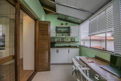 Image 20 - 161934