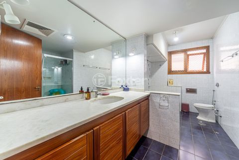 Image 32 - 163416